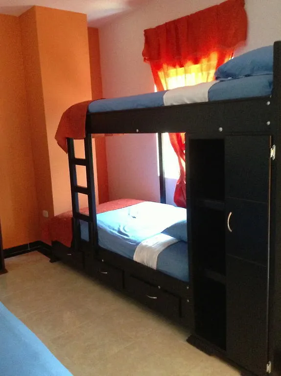 Zleeping Hostel Santa Marta