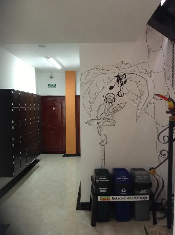 Zleeping Hostel Santa Marta