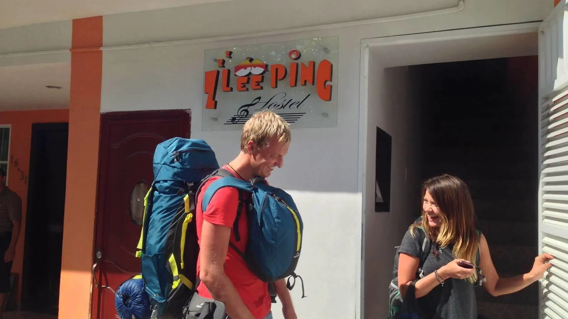 Zleeping Hostel Santa Marta