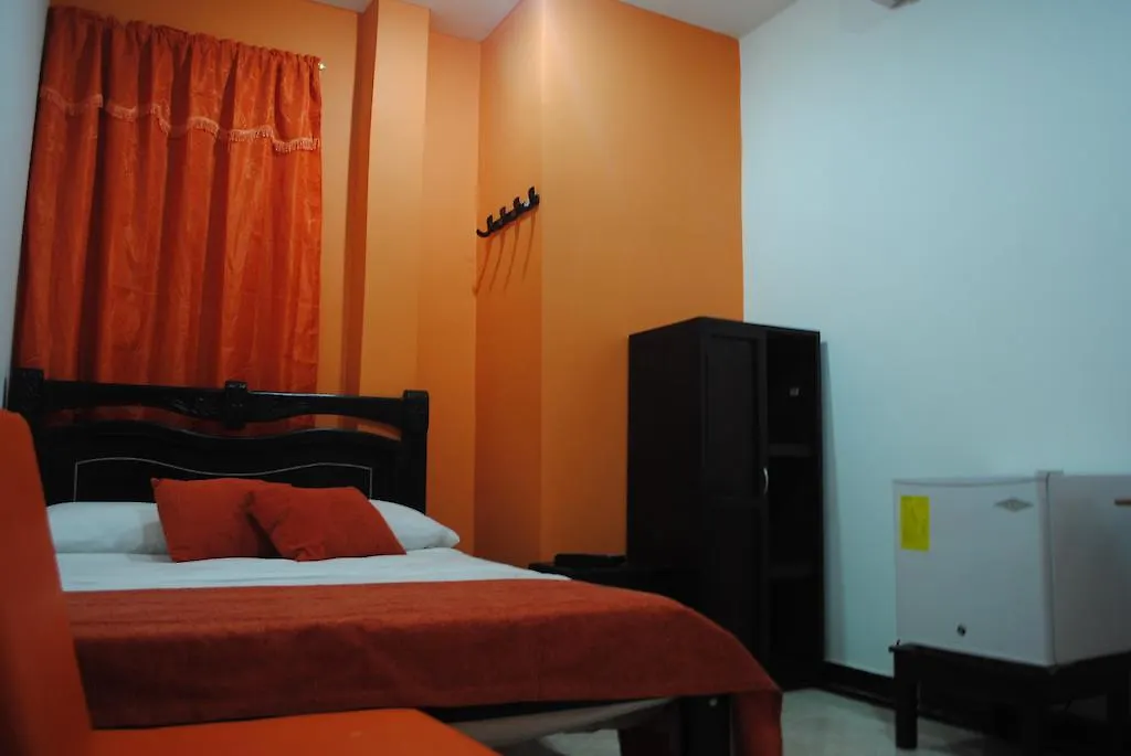 Zleeping Hostel Santa Marta
