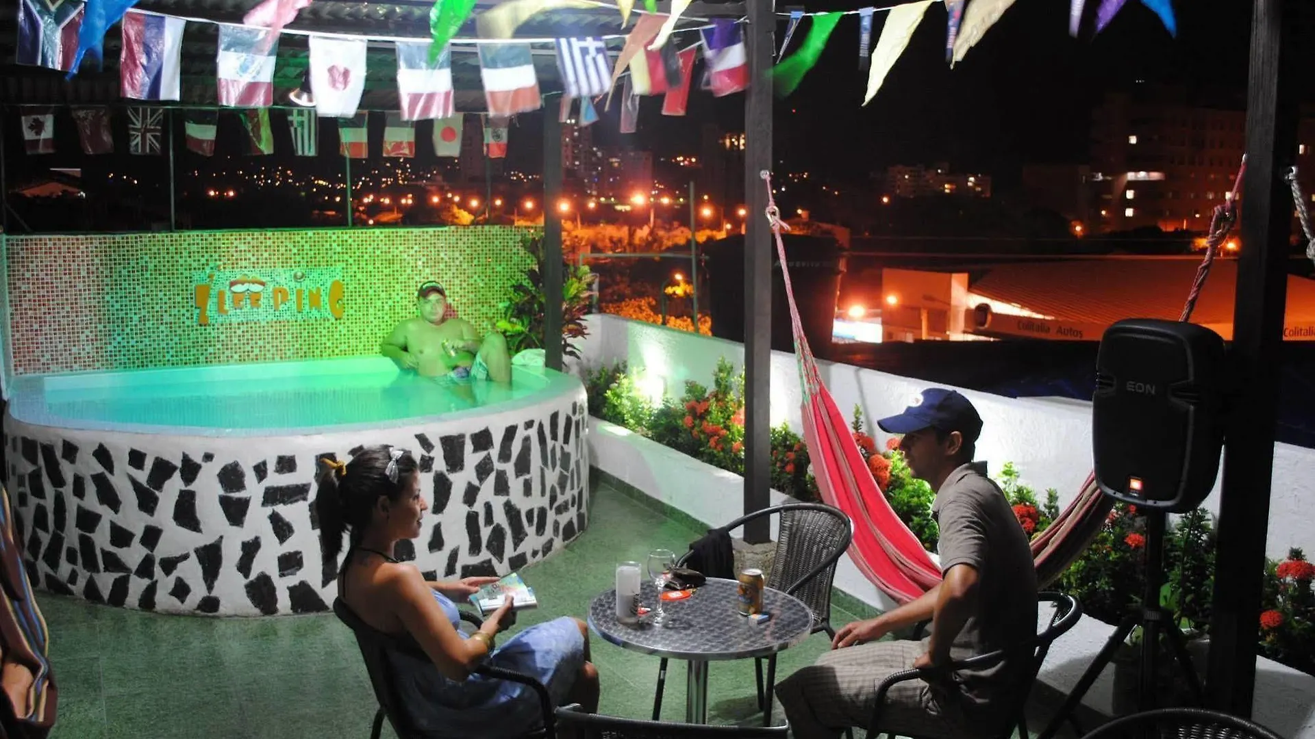 Zleeping Hostel Santa Marta